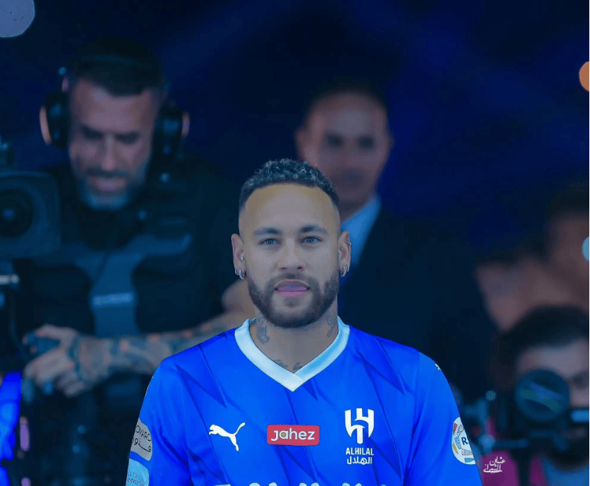 内马尔迎来三赛季高光表现，加拿大队球迷沸腾！